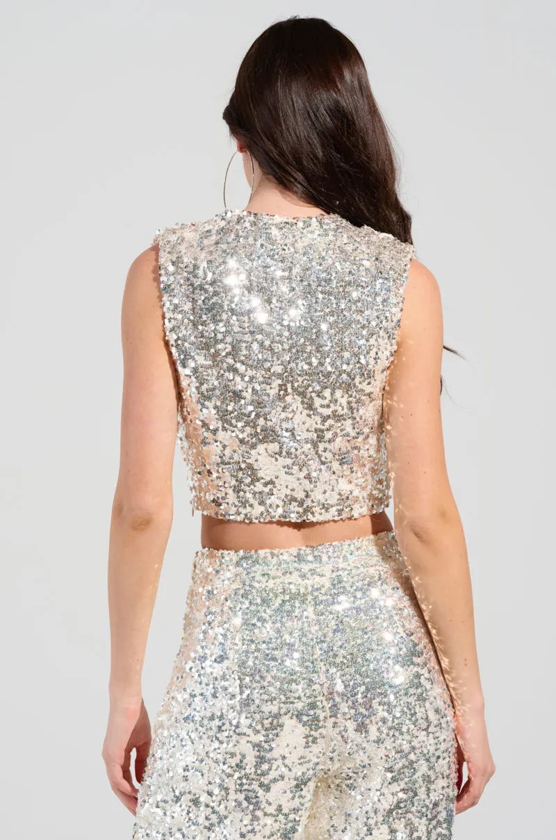 STAR OF THE SHOW SEQUIN CROP TOP Quick Access Pocket