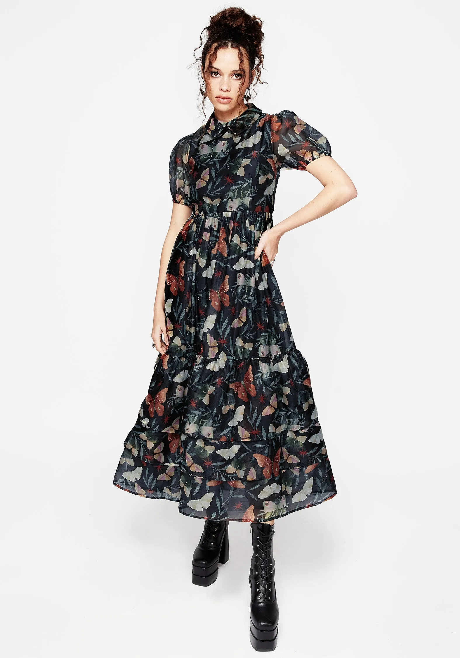 Weekend Escape The flowing design of this dress ensures freedom of movement while looking sophisticated Mariposa Puff Sleeve Organza Maxi Shirt Dress