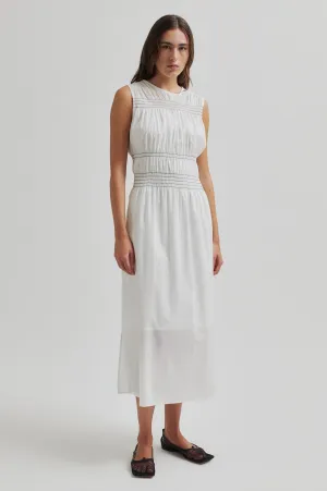 Avida Dress Travel Proof