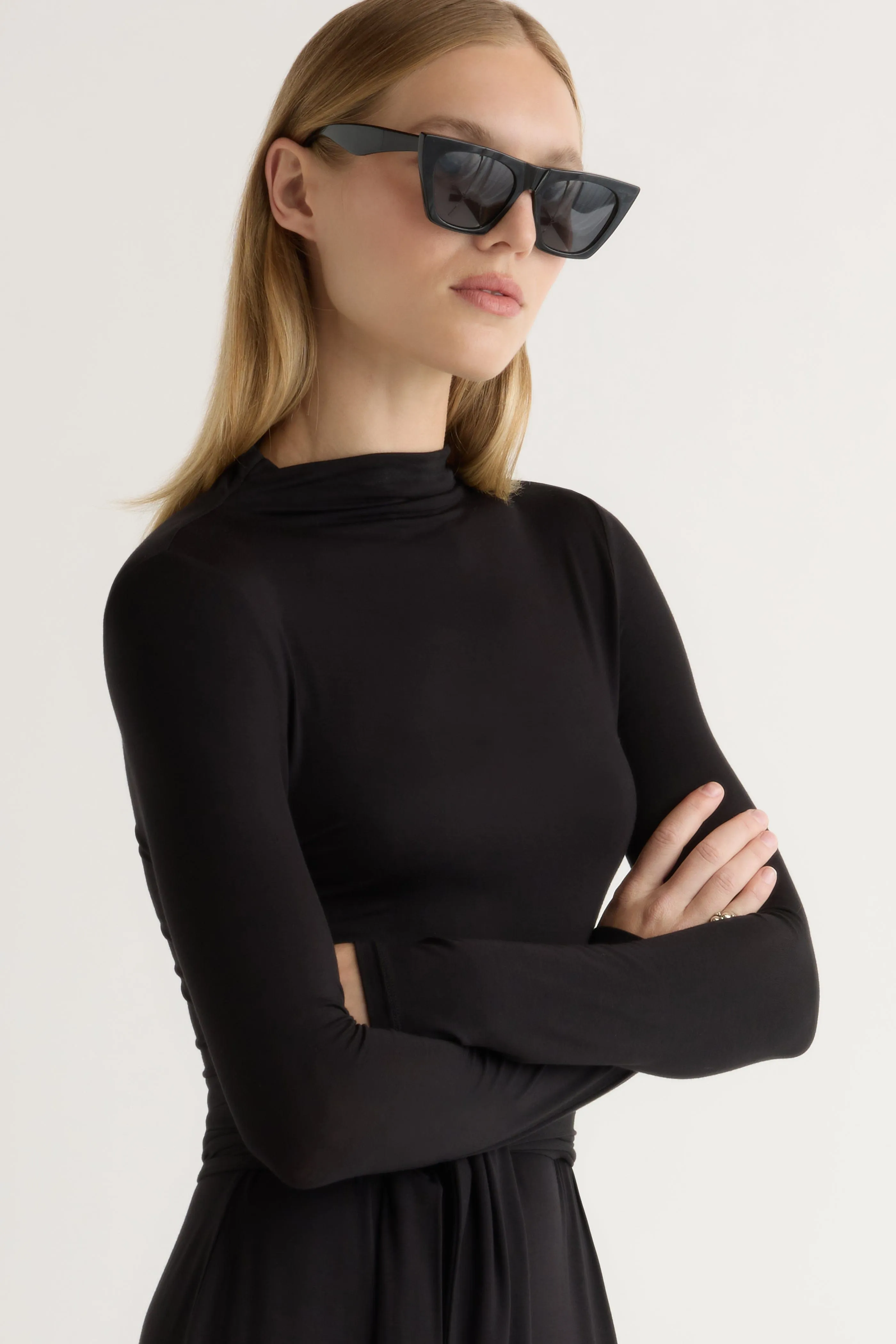 Vero Tie-Front Long-Sleeve Dress Convertible Style