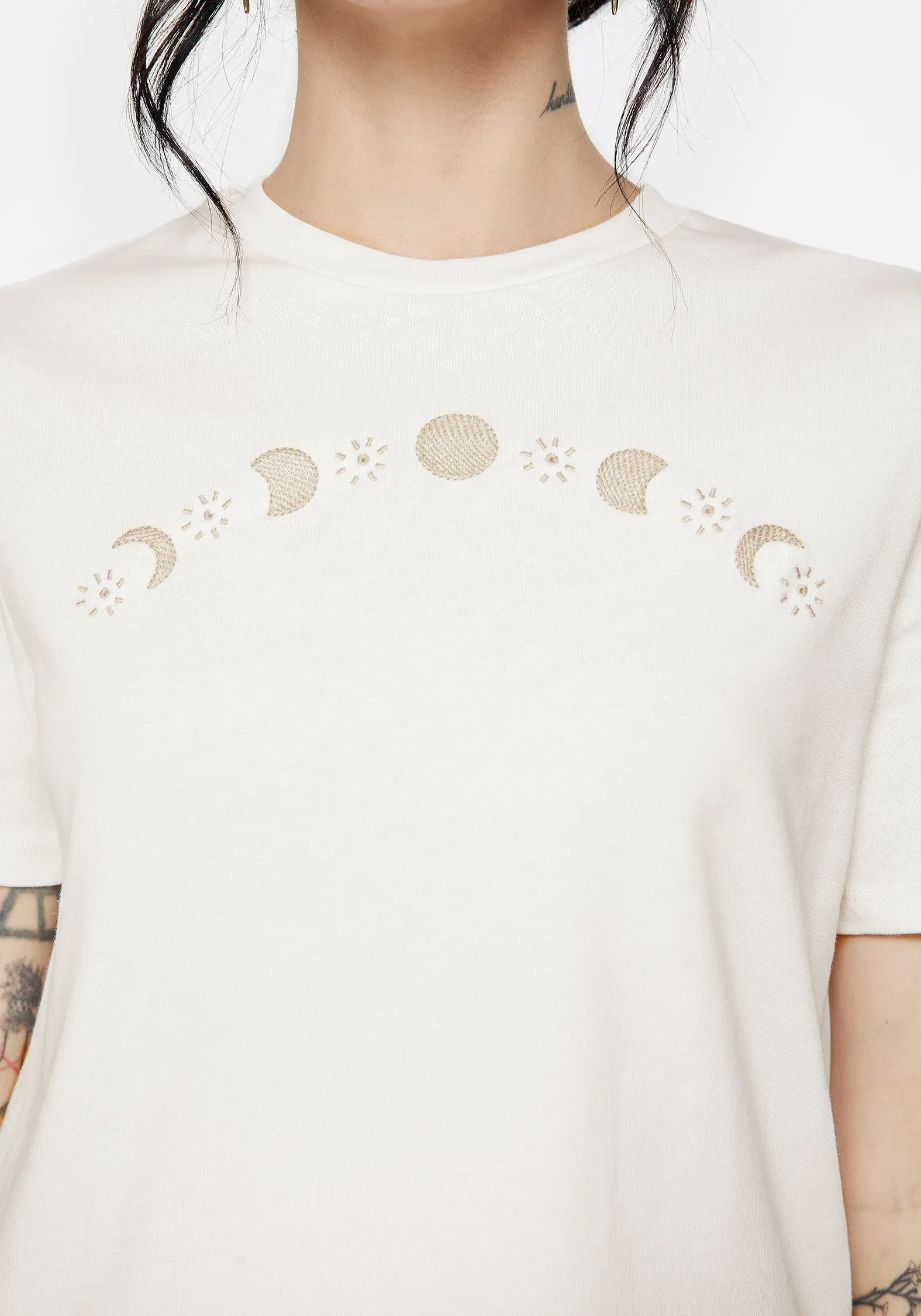 Anti Static Fabric Essential Fit Griffinfly Cotton Embroidered Jersey Cropped T-Shirt
