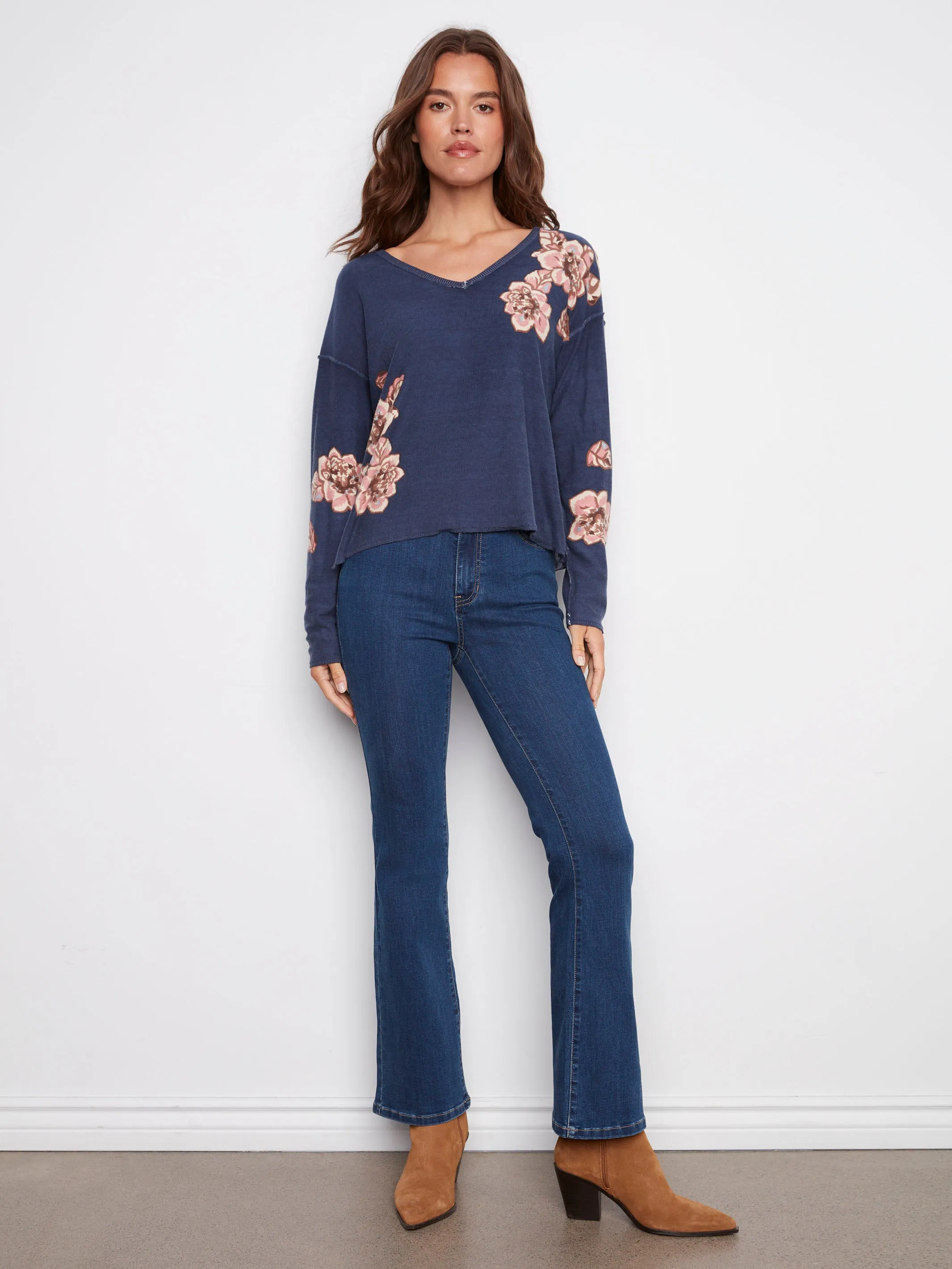 Flexible Fabric Outdoor Style Reversible Floral V-Neck Sweater - Denim