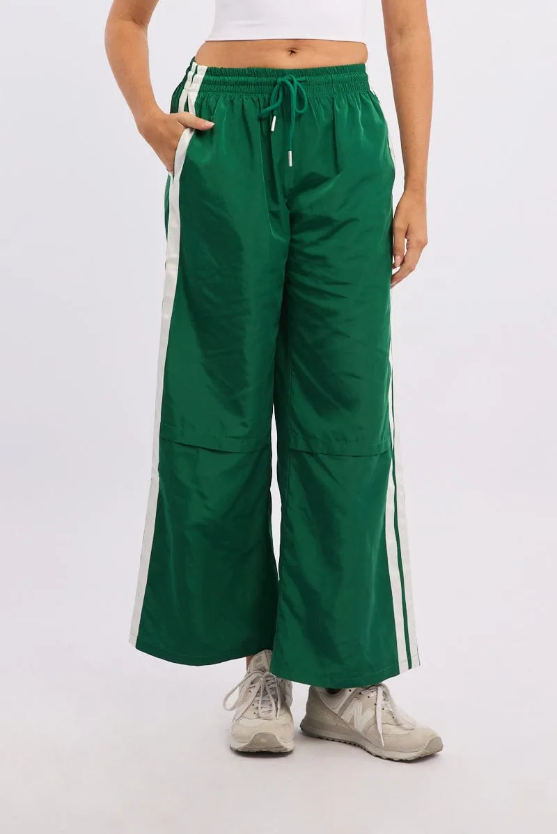 Smooth Fit Lining Green Track Pants Side Stripe