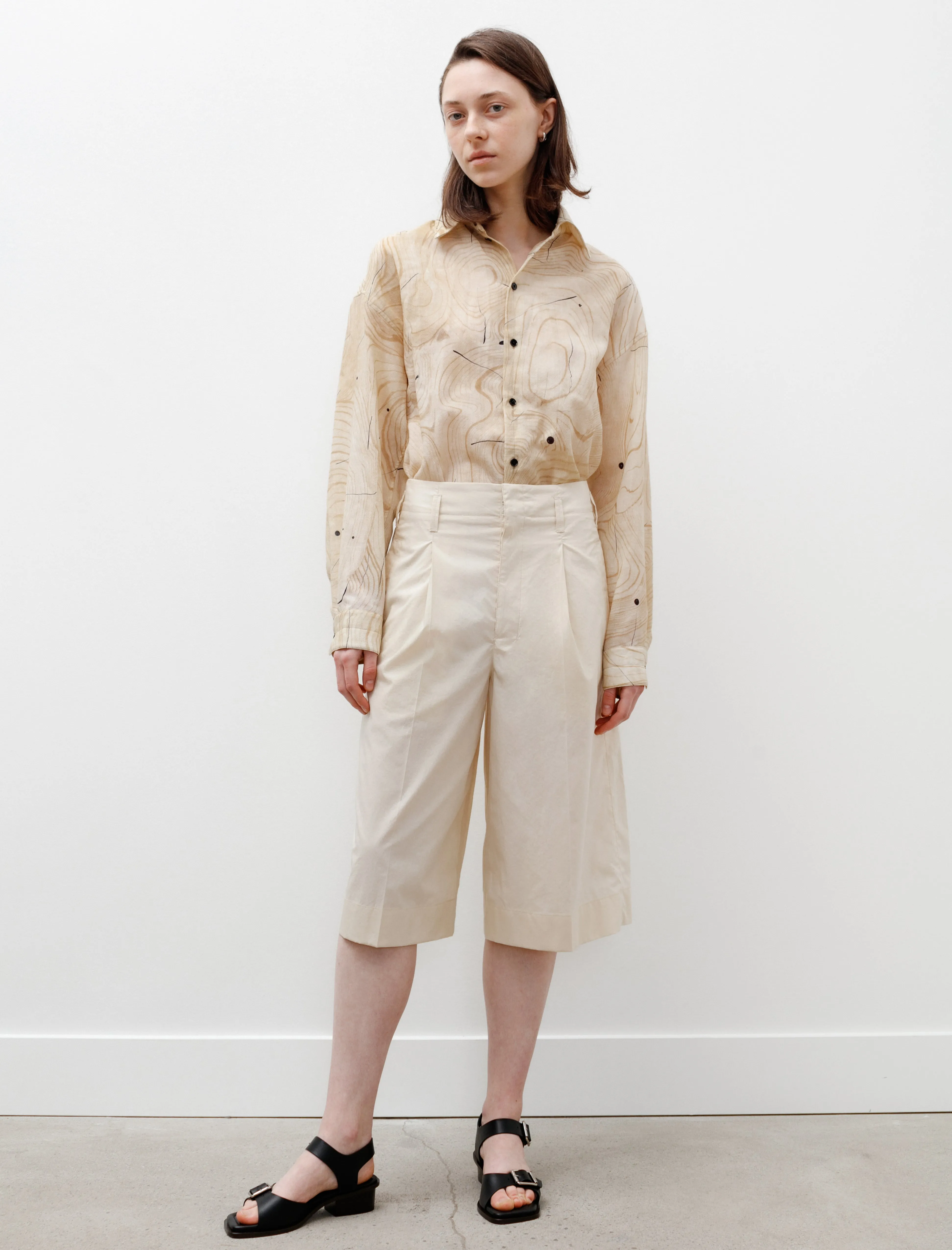 Large Pleated Shorts Cream back-to-school