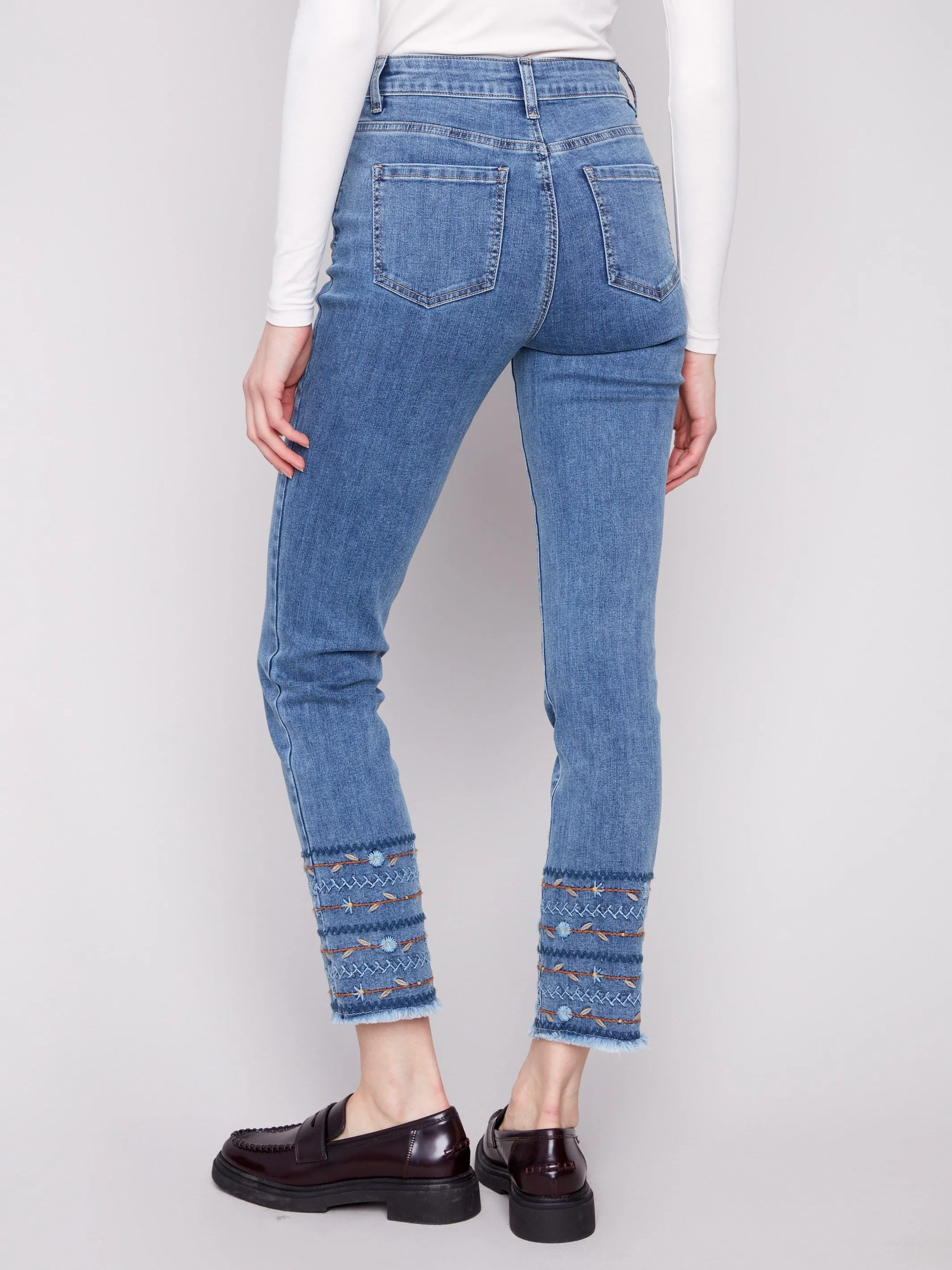 Iconic Outfit Yearlong Fit Embroidered Hem Jeans - Medium Blue
