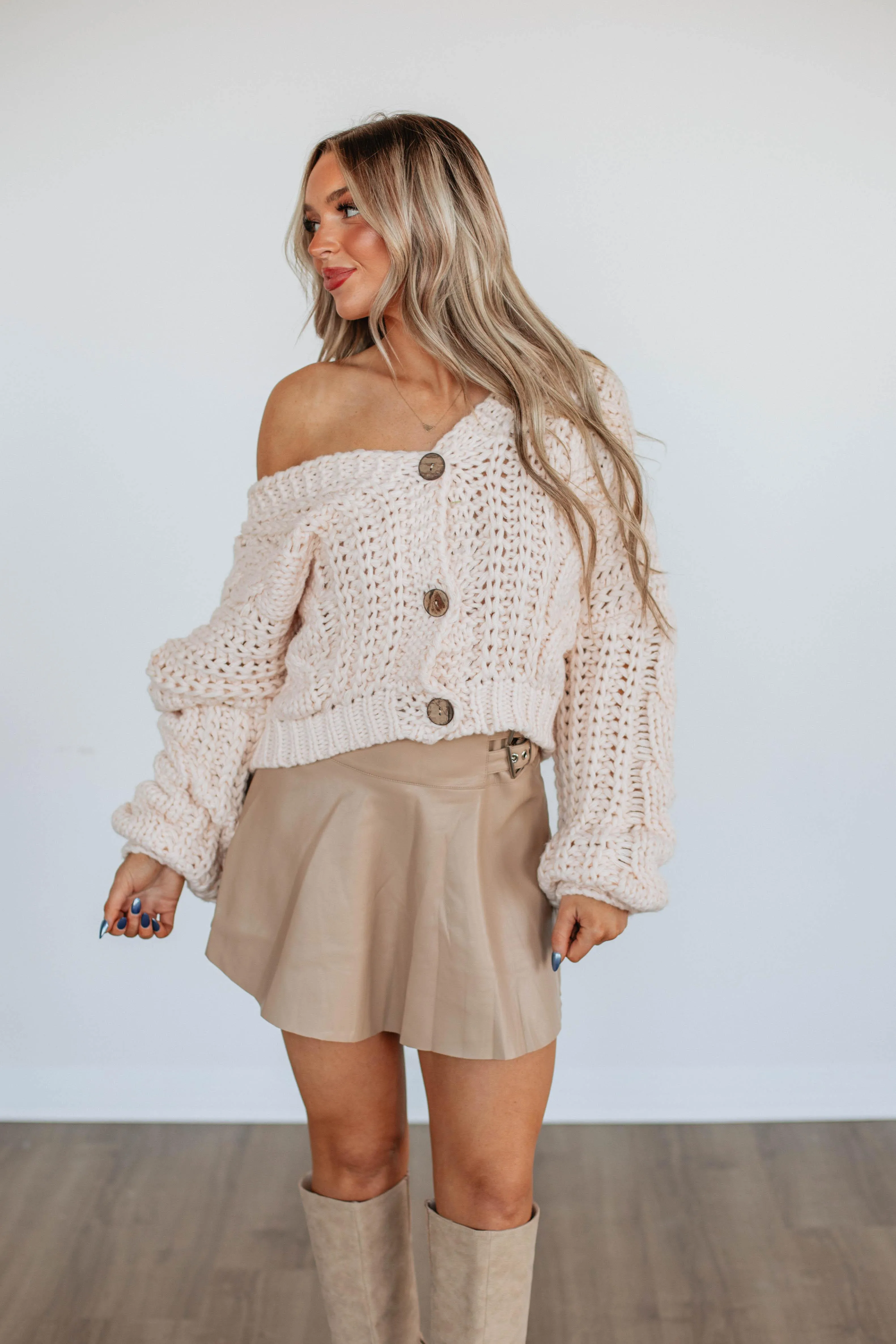 Sporty Casual Aria Leather Skirt - Khaki
