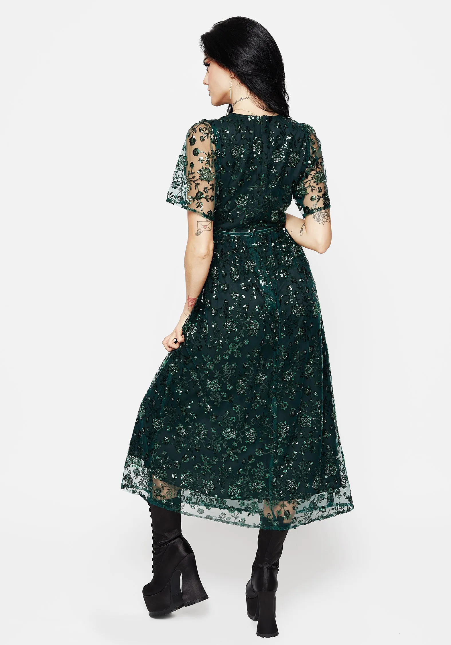 Shell Glow Beach Edge Glimmer Embroidered Sequin Lace Angel Sleeve Midaxi Dress