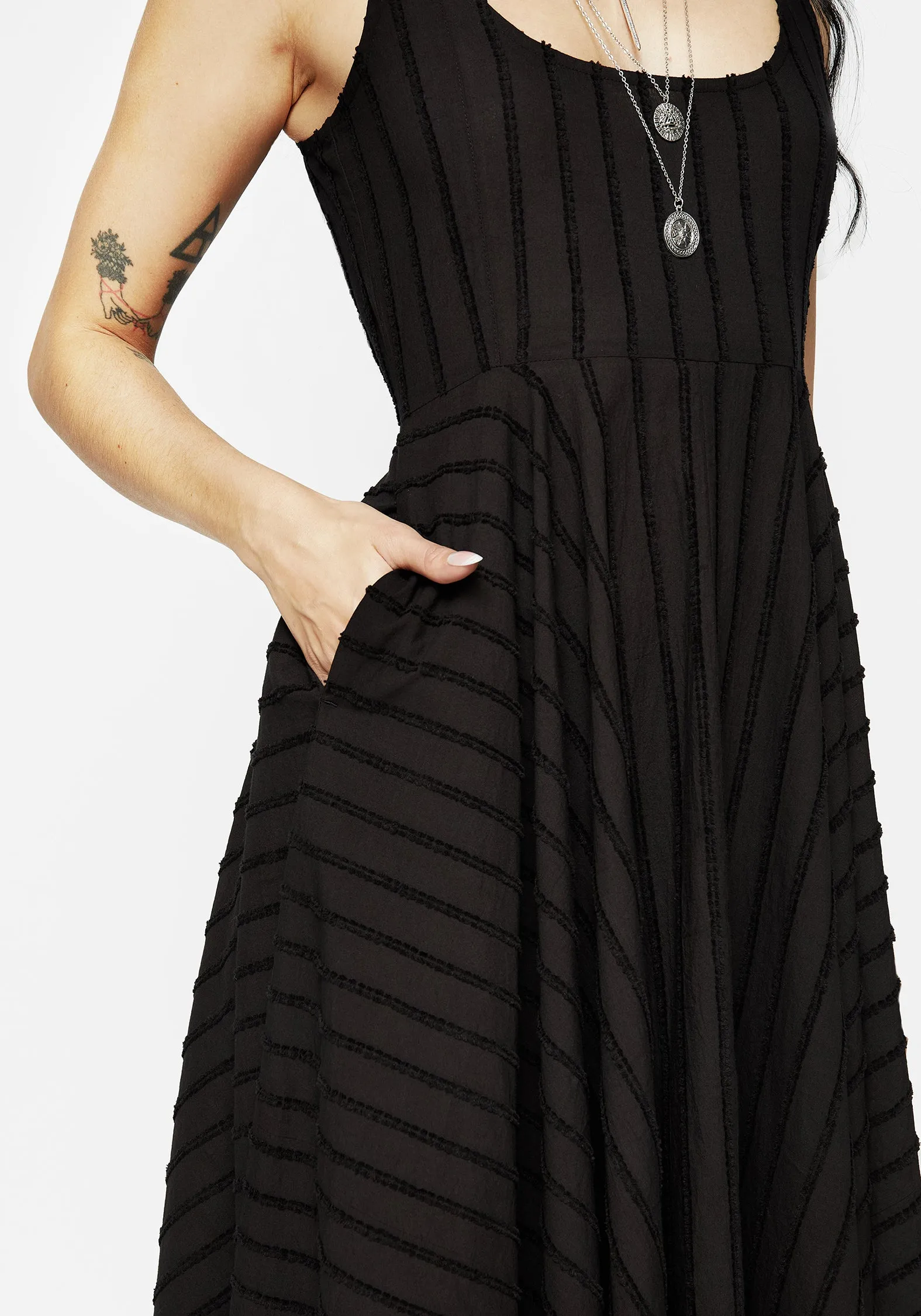 Designed to suit all body types this dress provides a flattering fit for every figure Day Warm Blythe Handkerchief Hem Midaxi Dress