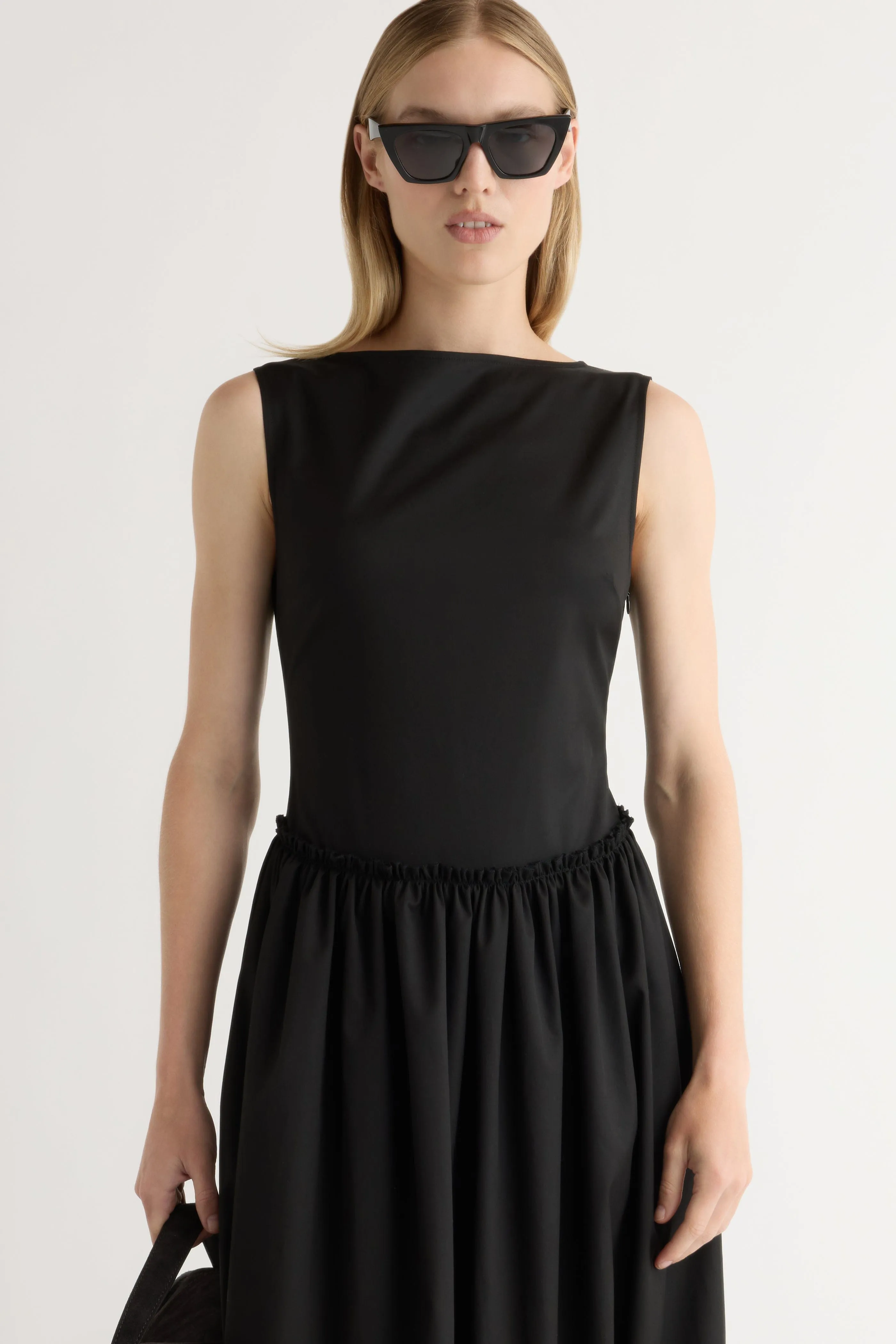 FlexibleNeckline MoistureControl Lining Ambretta Drop-Waist Bubble Dress