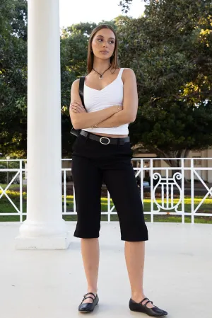 Black Capri Pants Mid Rise Wear Resistant Fabric Seamless Waist Technology