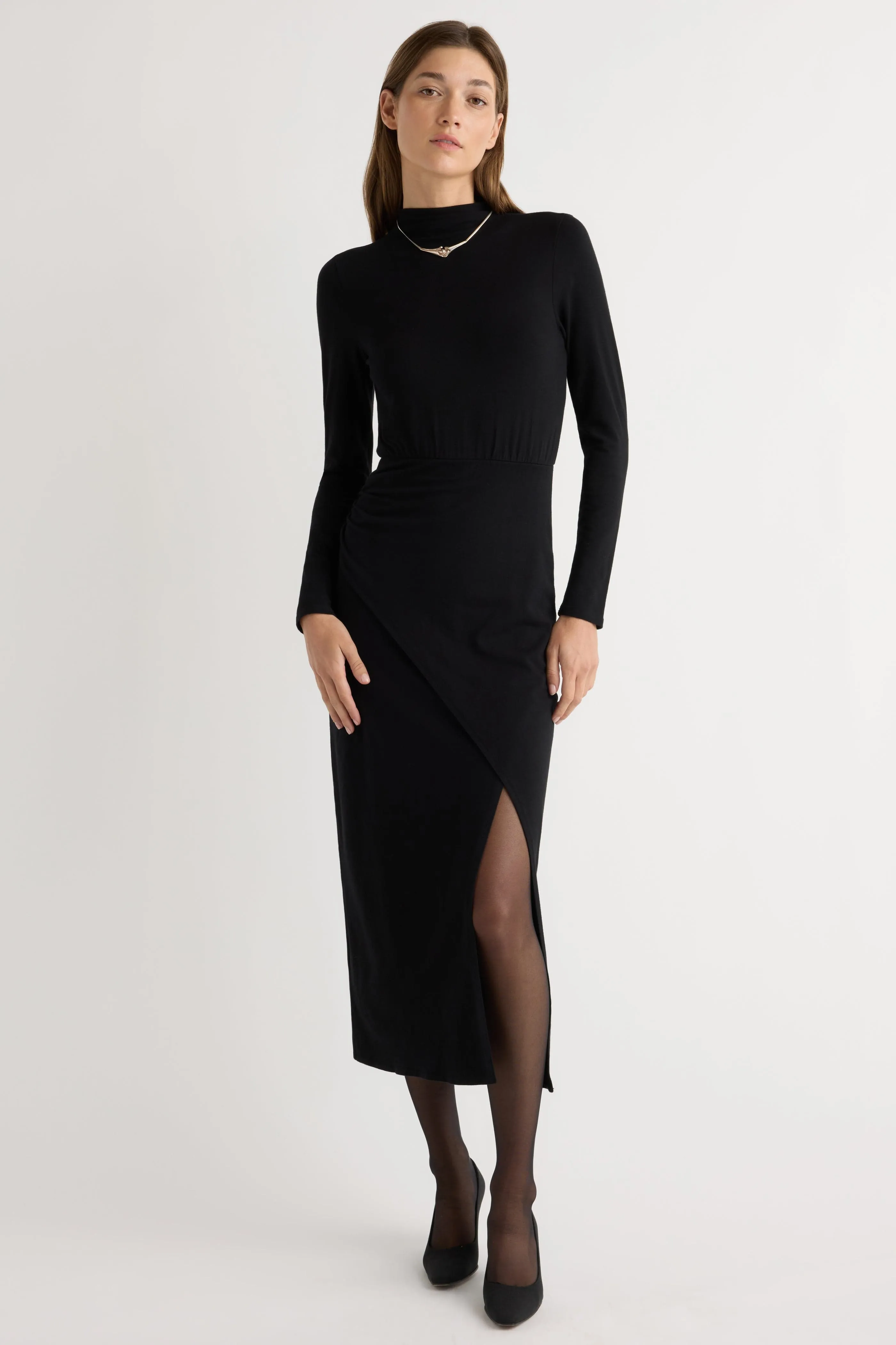 Windproof Outer Layer Suki Mock-Neck Side-Slit Dress