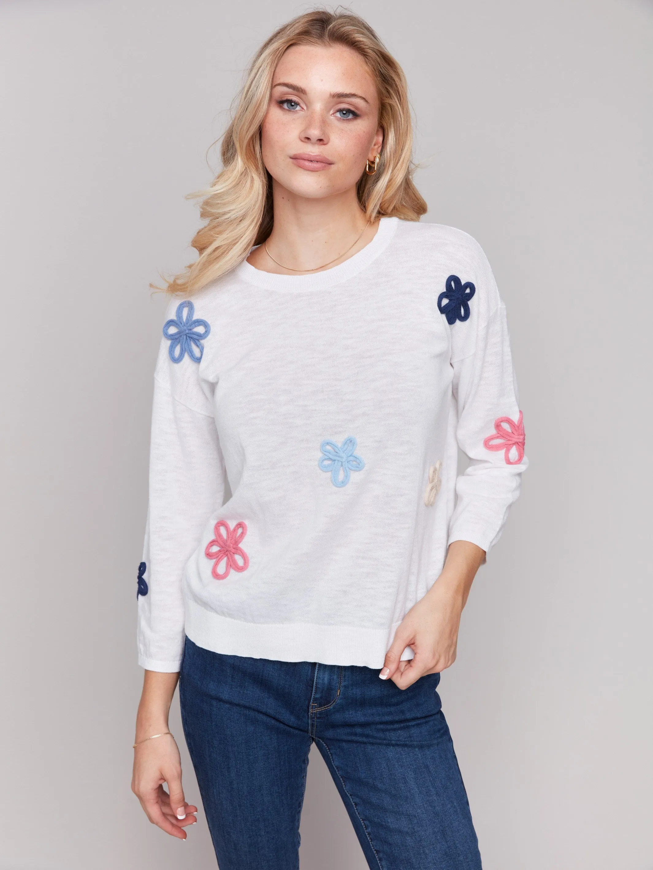 Breathable Knitwear Cotton Sweater with Flower Patches - White
