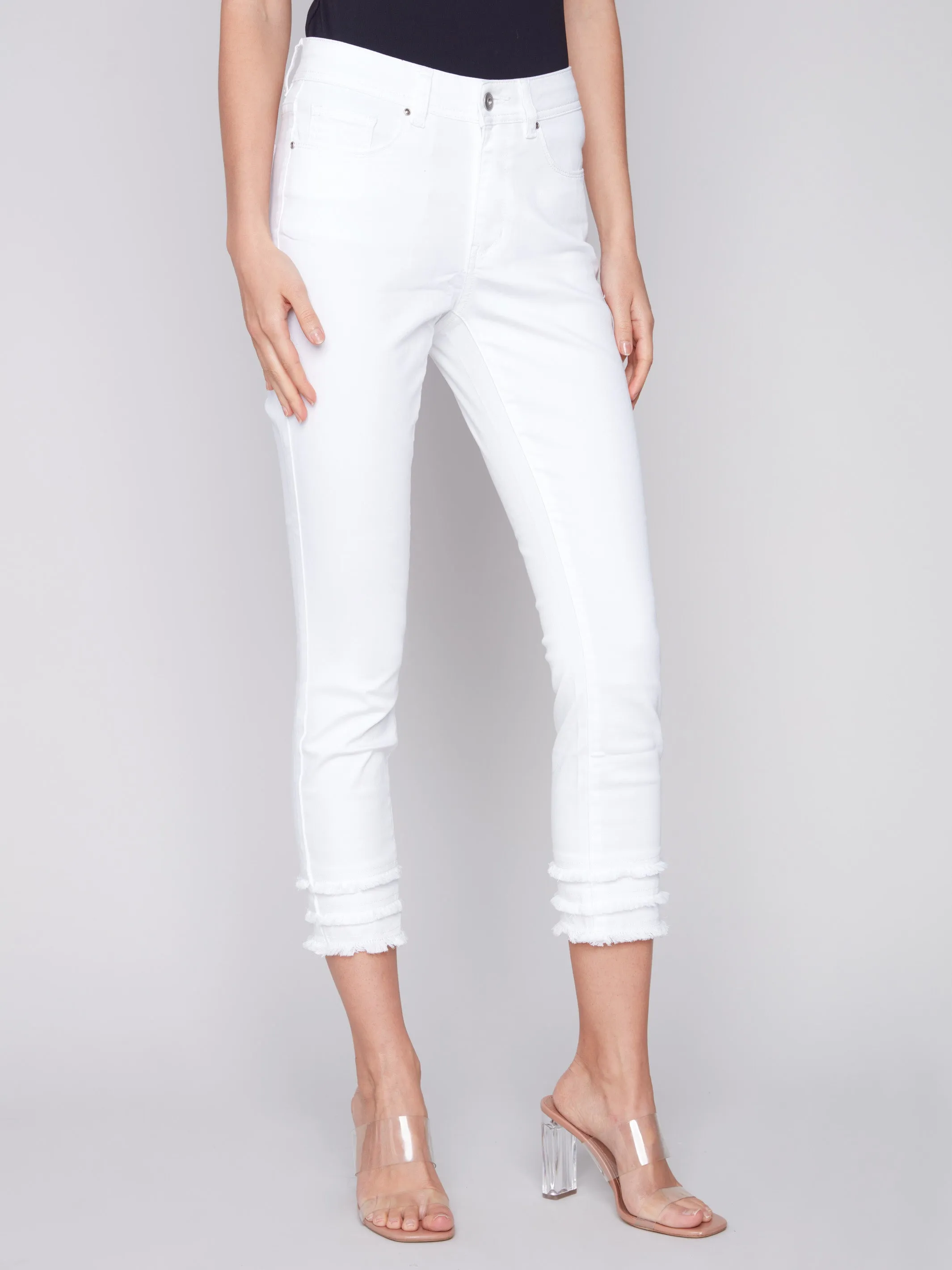 Bold Look Parent Style Sunny Vibes Weekend Style Traveler Gear Frayed Hem Cropped Twill Pants - White