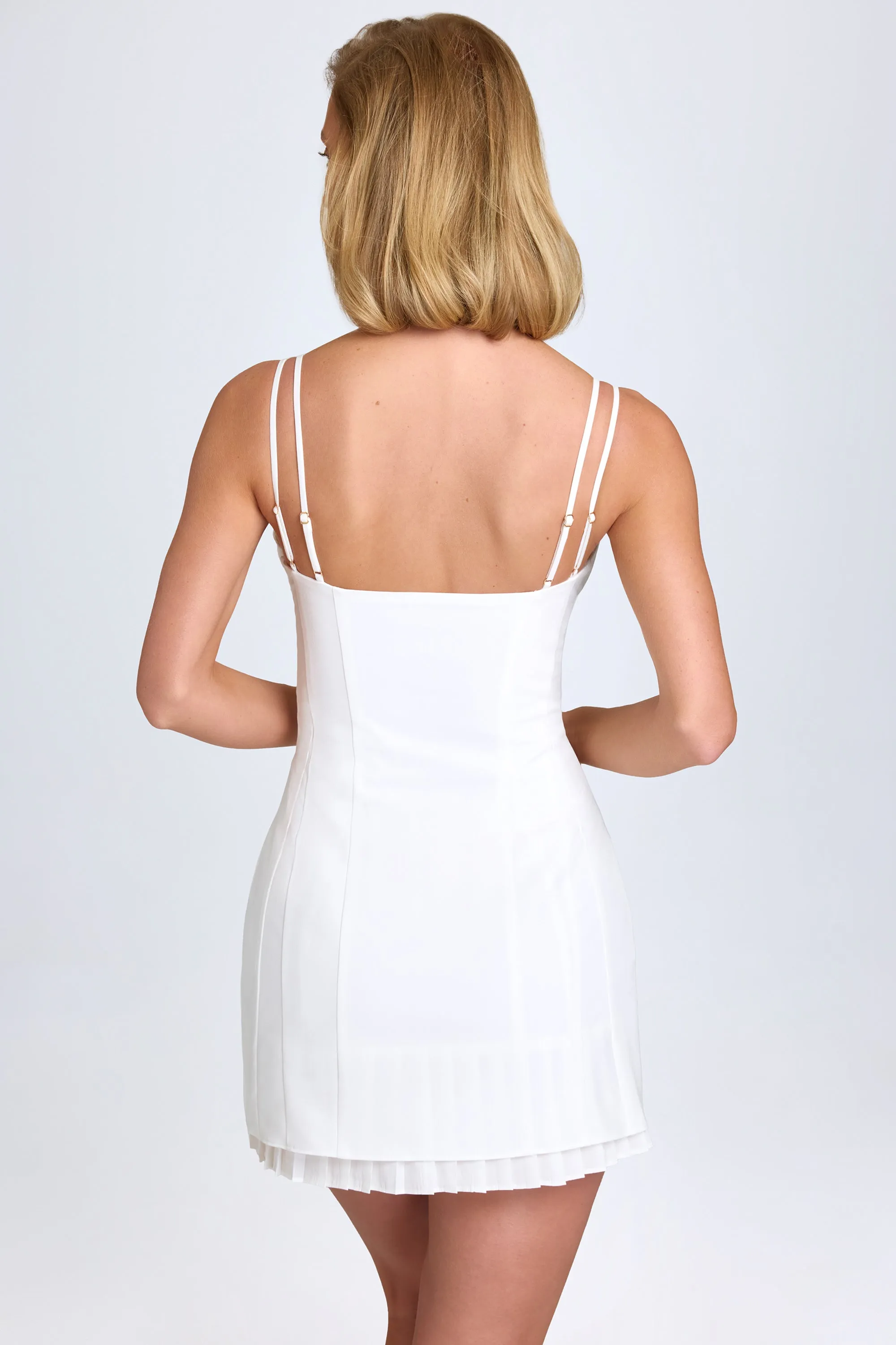 Playful Look Trend Beat Bow-Detail Pleated Mini Dress in White