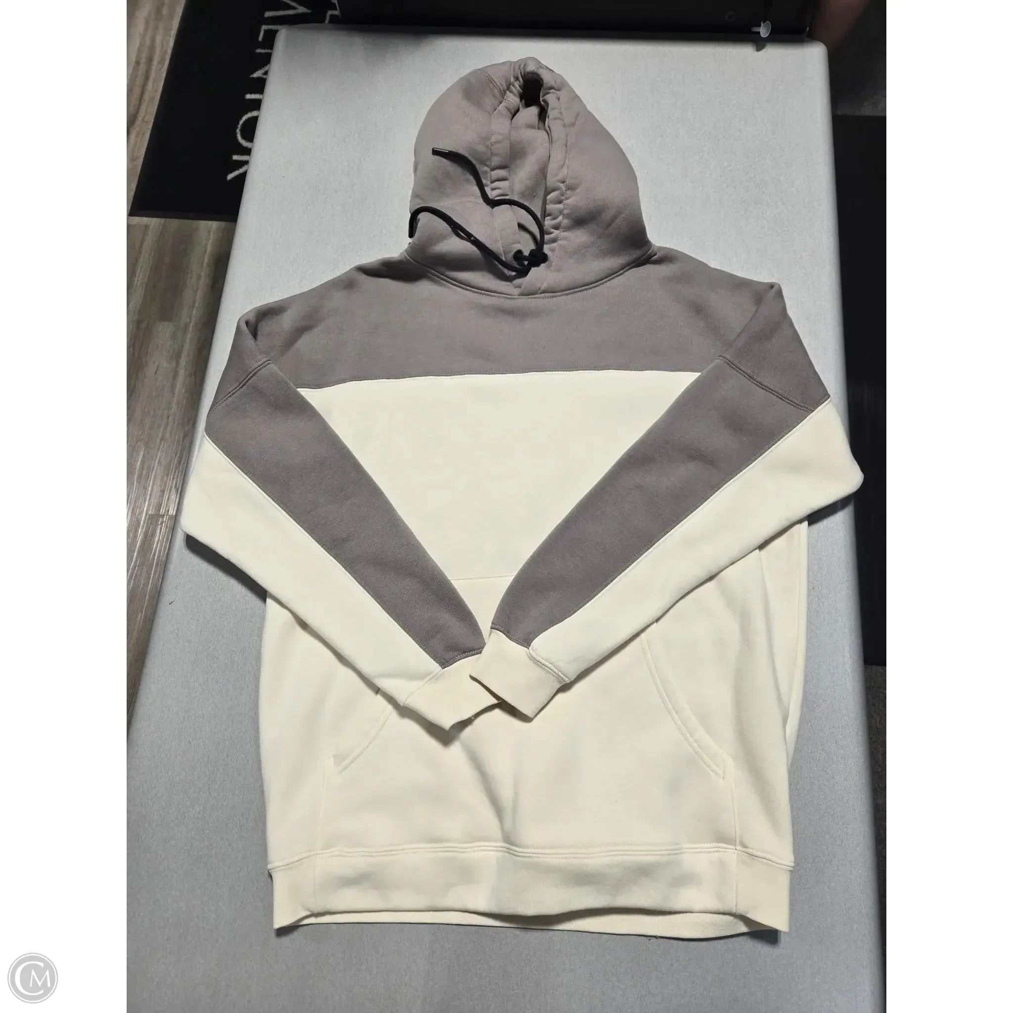 FadeResistant Color Sweatshirt Hoodie By Mono B In Grey & White, Size: M