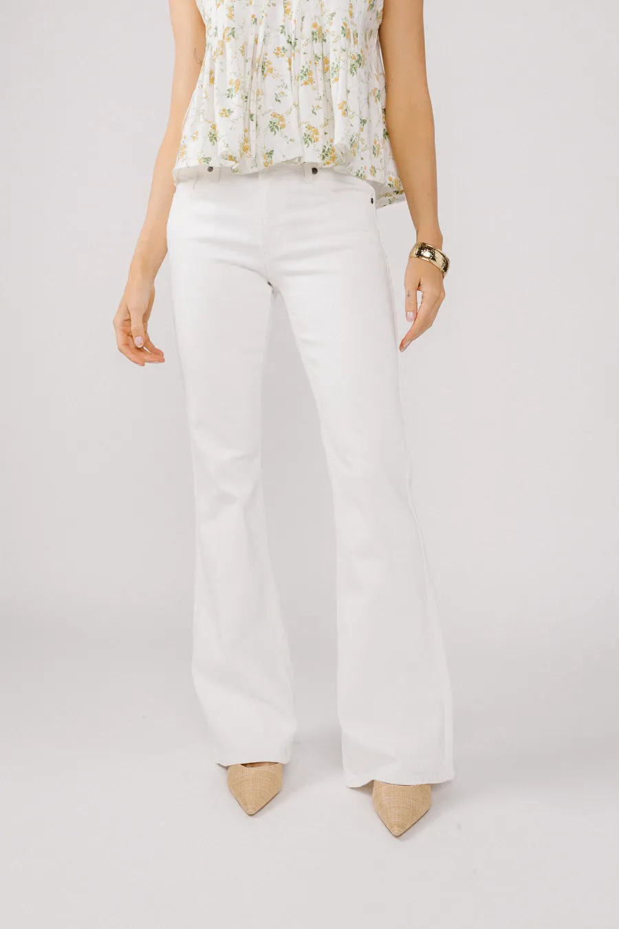 Robyn Jeans Outdoor Enthusiast Premium Home Comfort