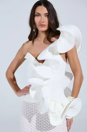 Layered construction CASCADING RUFFLE BLOUSE