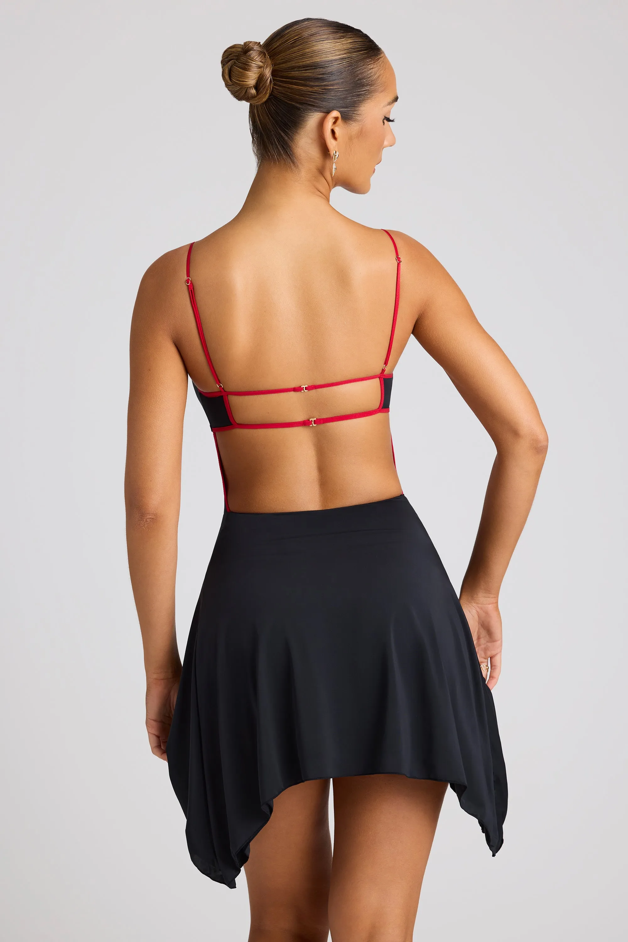 Skin Feel and Versatile evening mini dress. Contrast Binding Mini Dress in Black