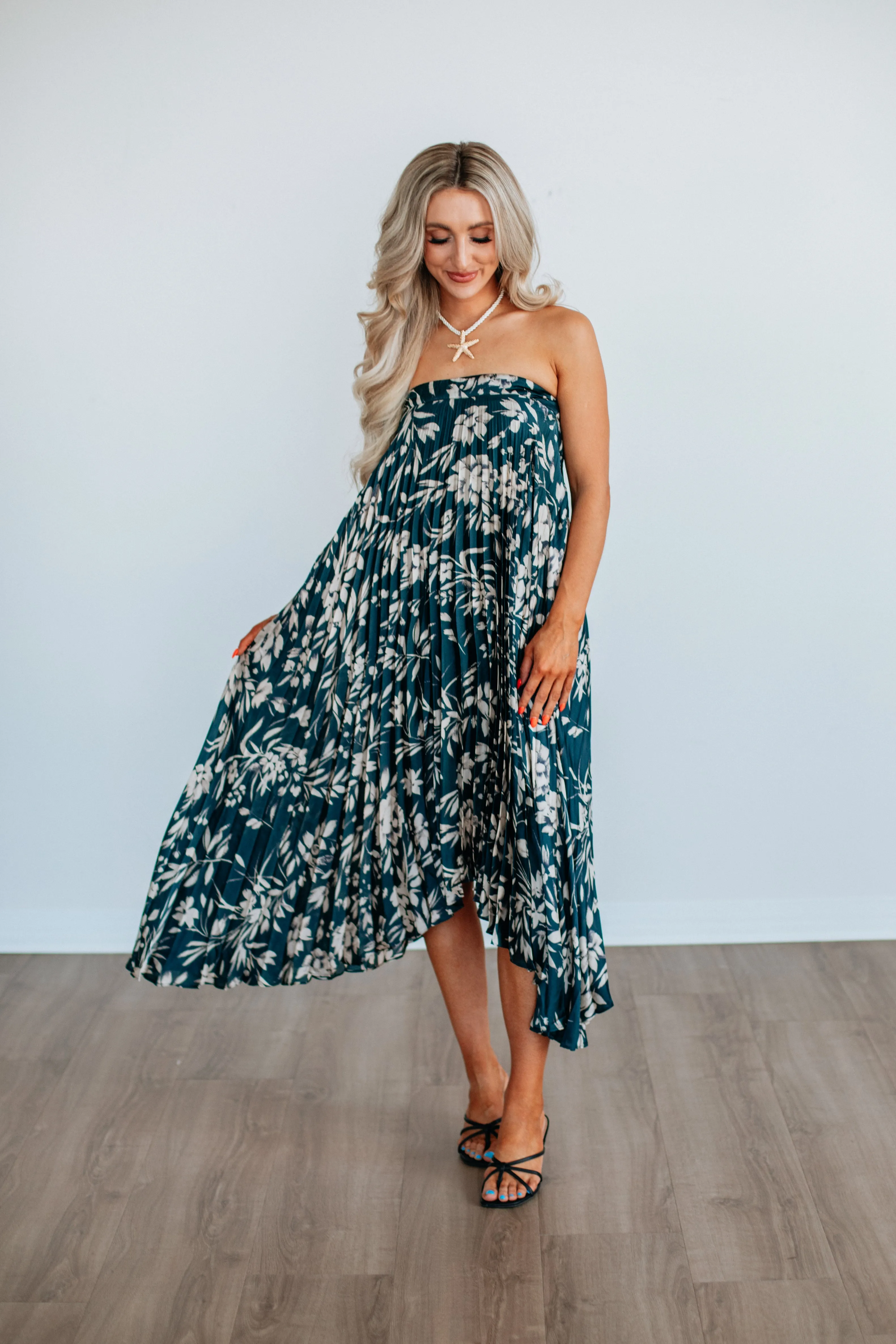 Sunbeam Flow Noon Glow Adina Maxi Dress