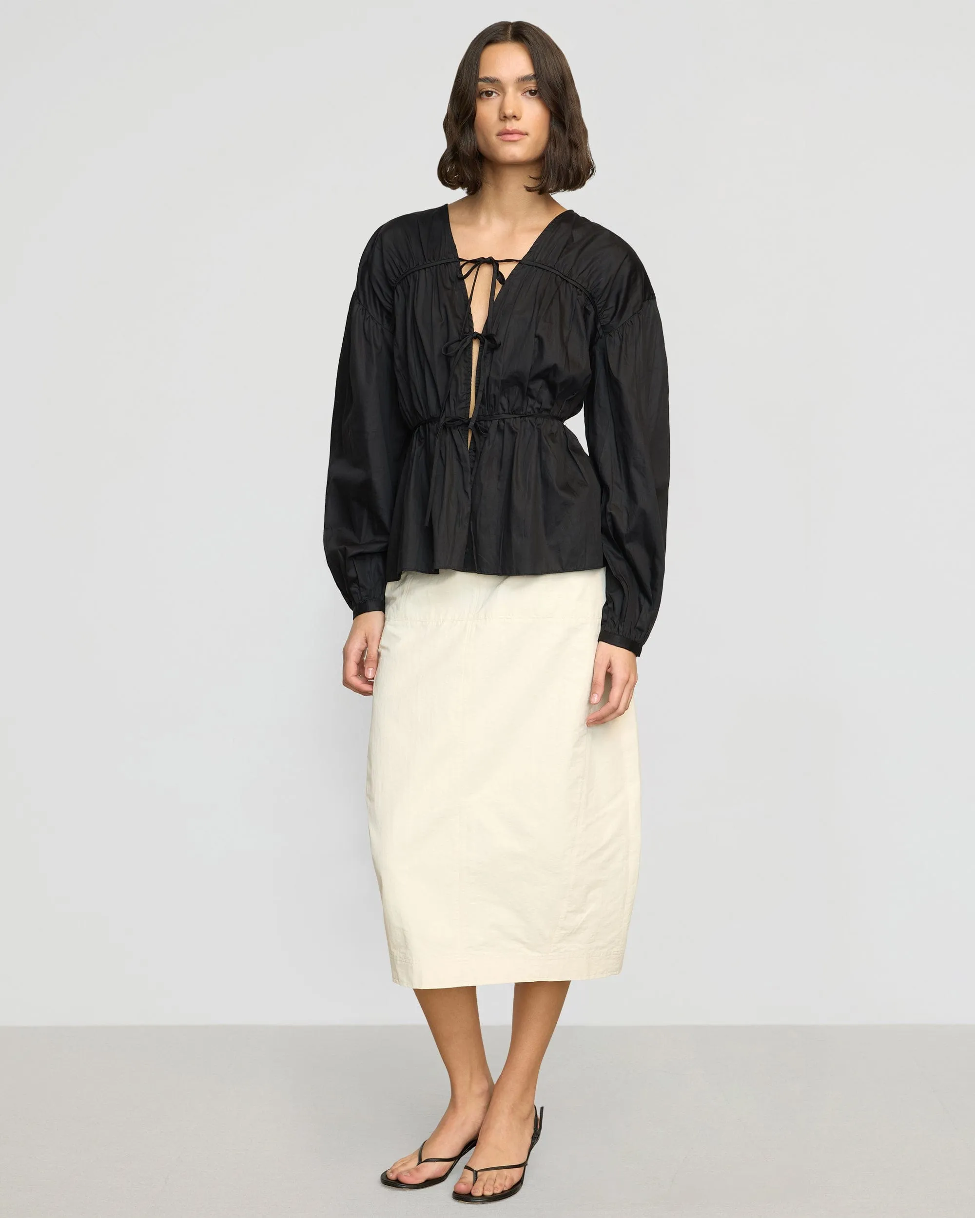Jarmaine Back-Slit Barrel Skirt Fit Choice