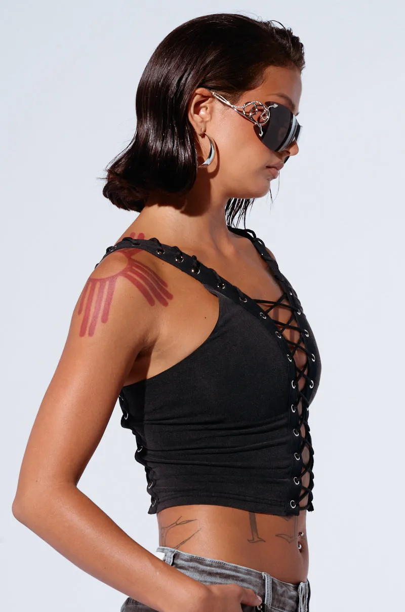 Minimal Style NOTHING BUT LOVE CUTOUT TANK