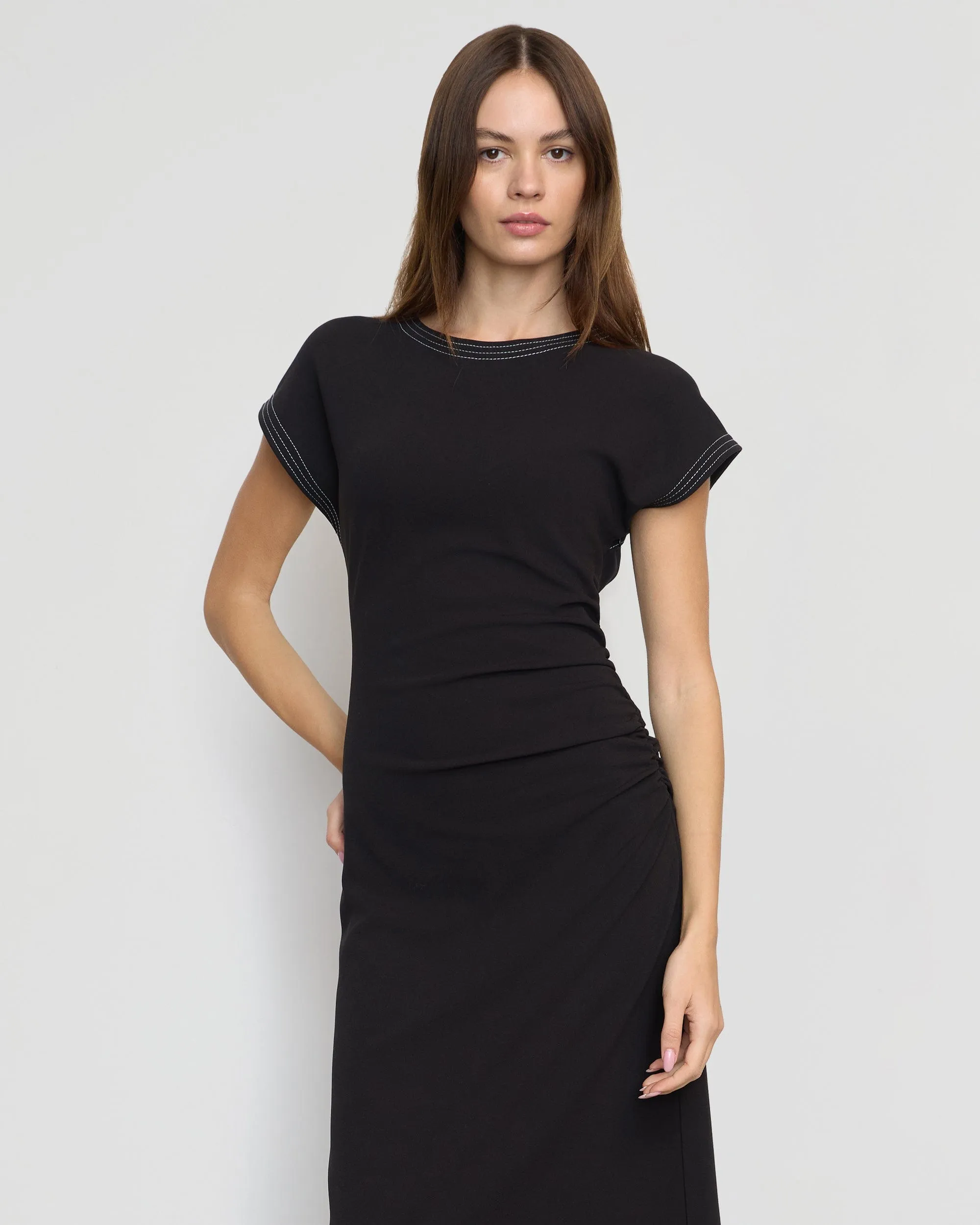 Vela Contrast-Stitch Ruched-Waist Dress Casual Fit Green Fit