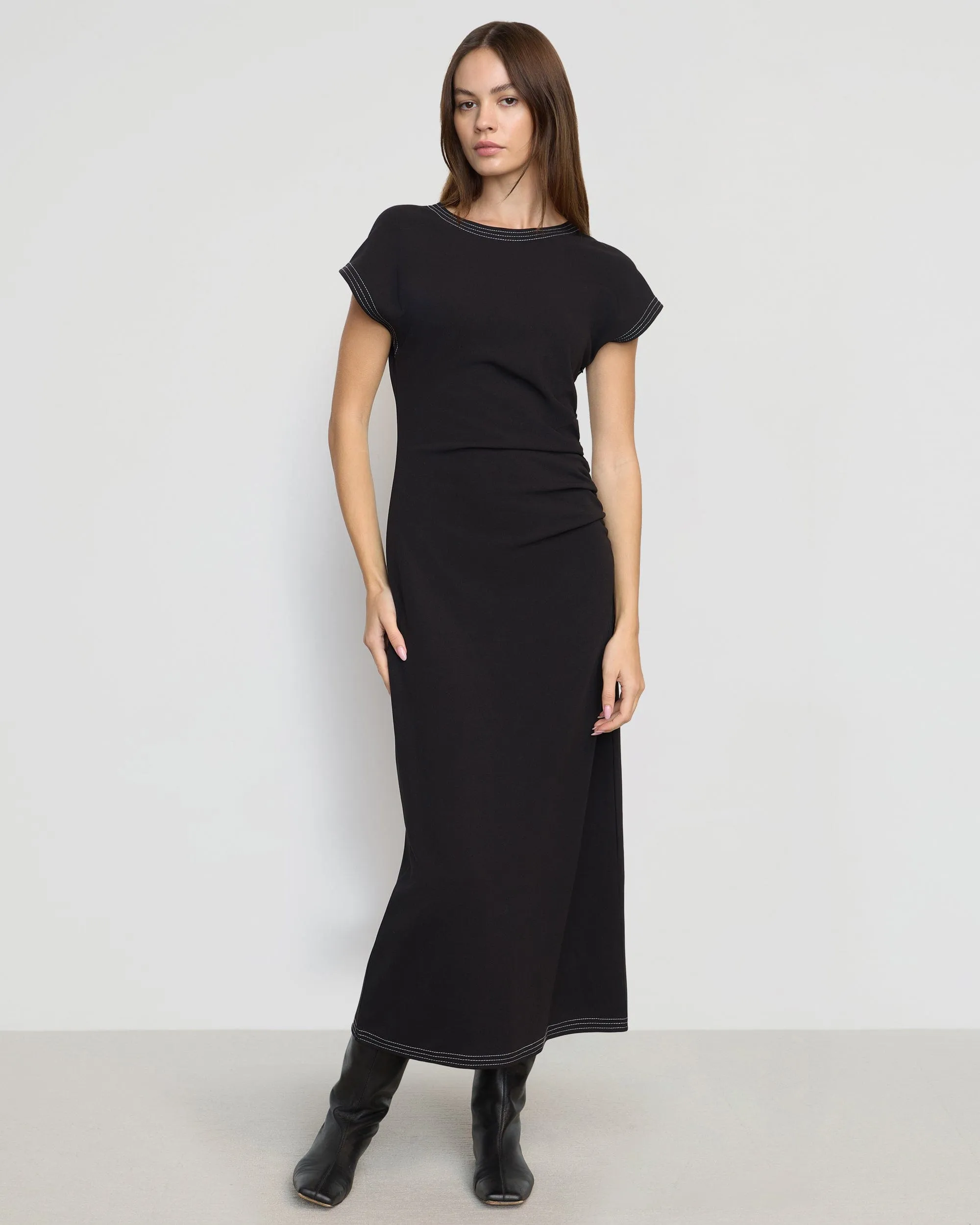 Vela Contrast-Stitch Ruched-Waist Dress Comfortable clothing Thermal Insulation