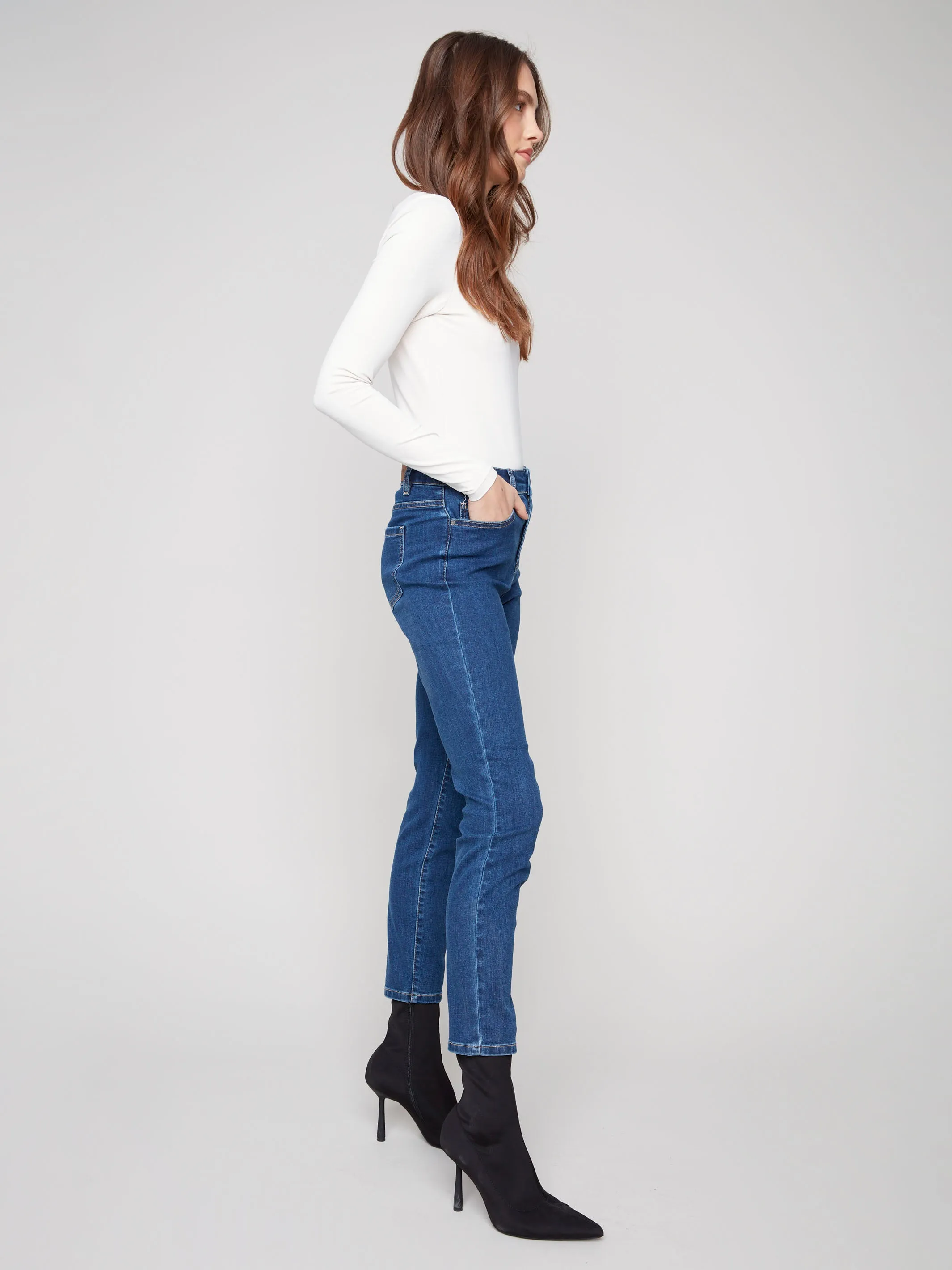 Travel Outfit Student Outfit Lightweight Minimal Fit Claudia Slim Leg Jeans - Indigo