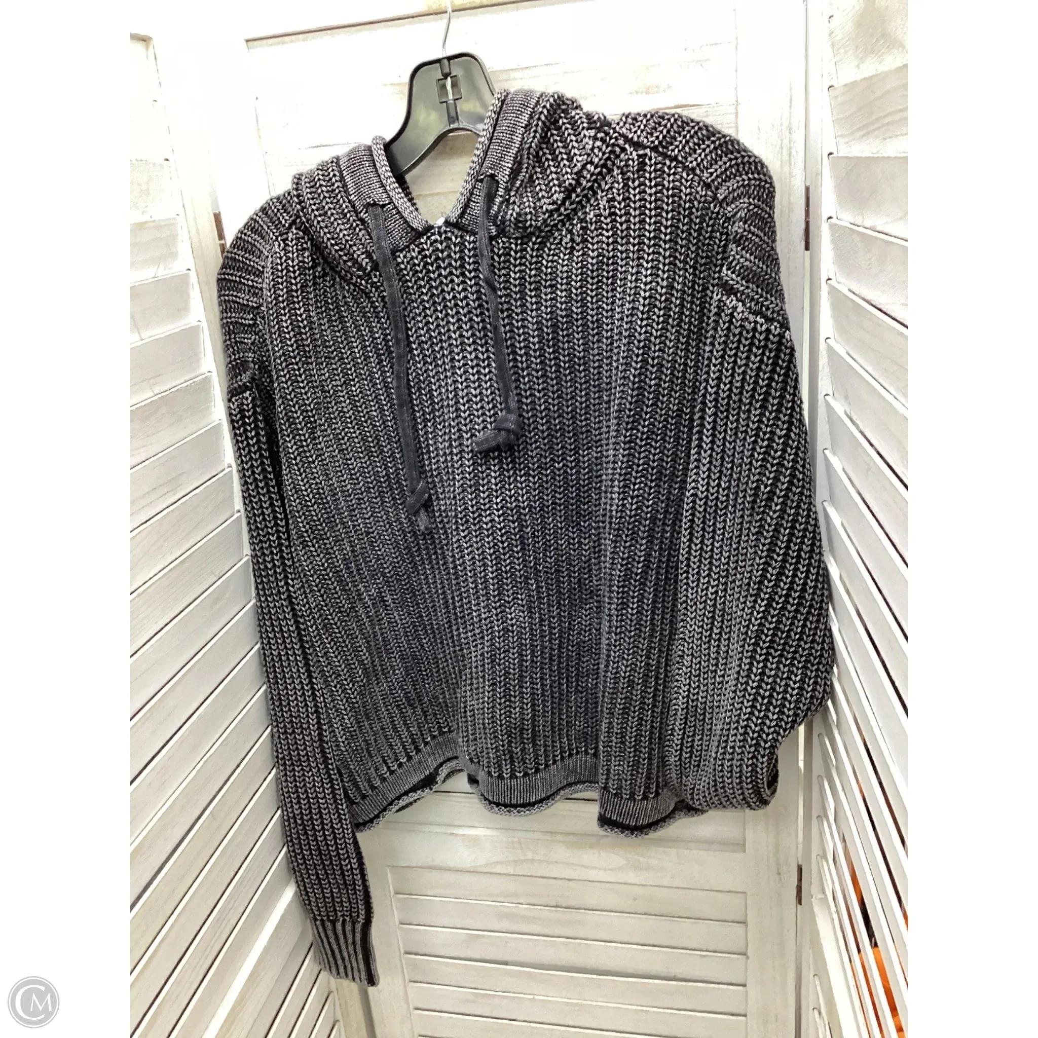 WaterRepellentSurface Sweatshirt Hoodie By Pink In Grey, Size: L