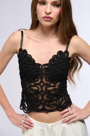 ORNAMENTAL FLOWER APPLIQUE MESH EFFECT TANK Layered Hem Design