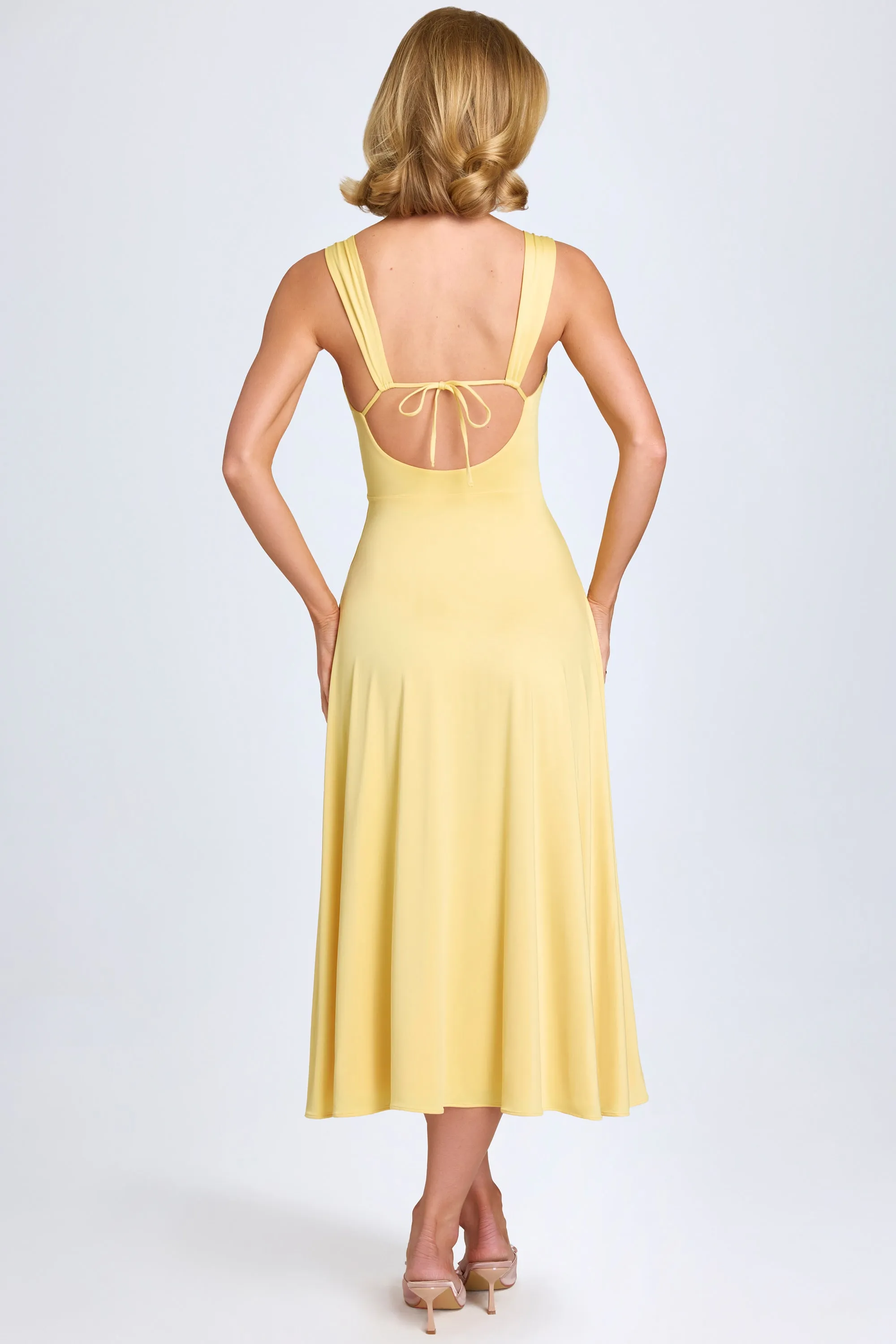 Tagless Labeling Sweetheart-Neck Ruched Midaxi Dress in Pastel Yellow